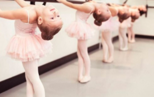 Фотография Kids in Ballet 1